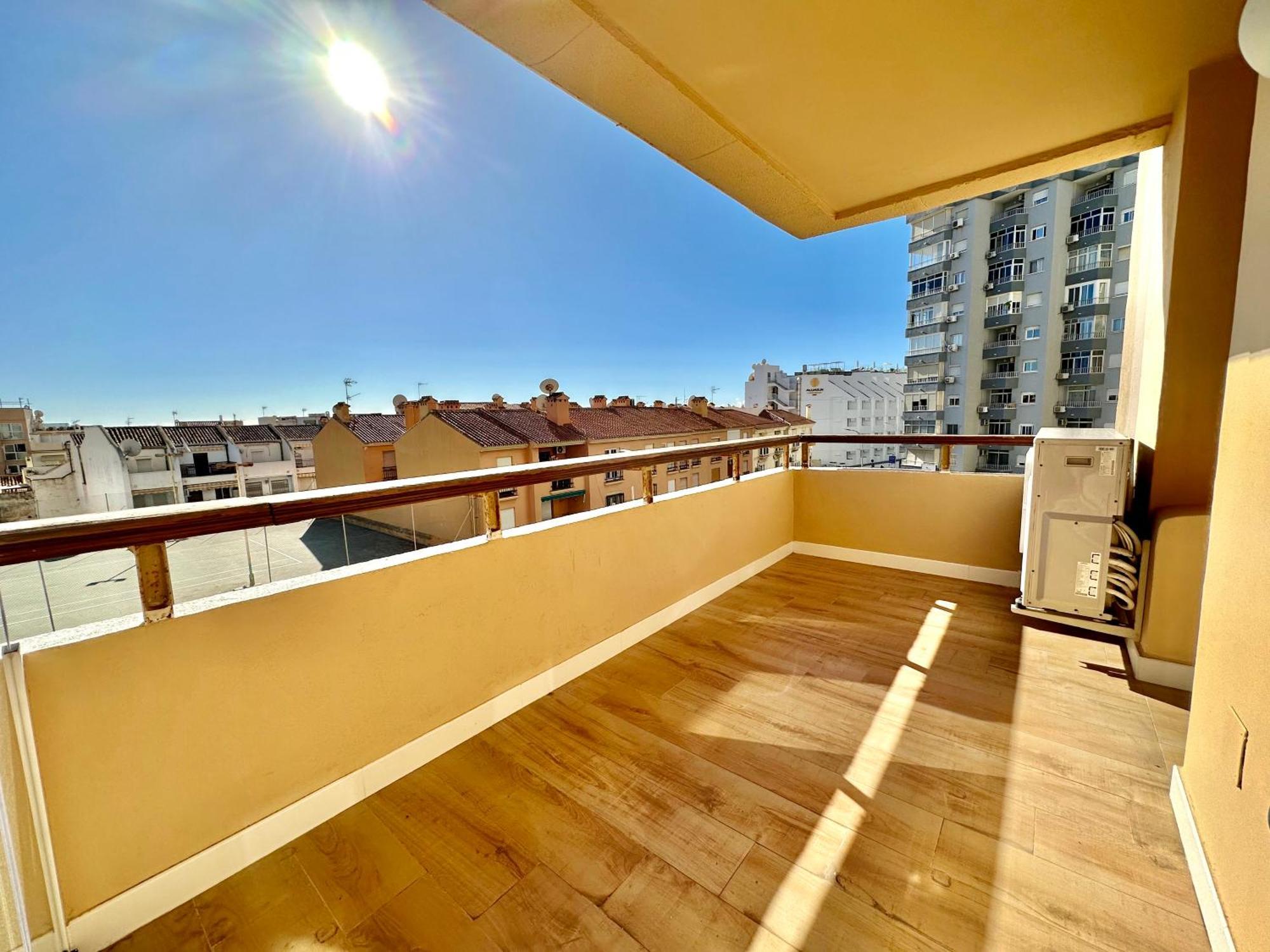Apartment Gorgeous At The Sea In La Carihuela!