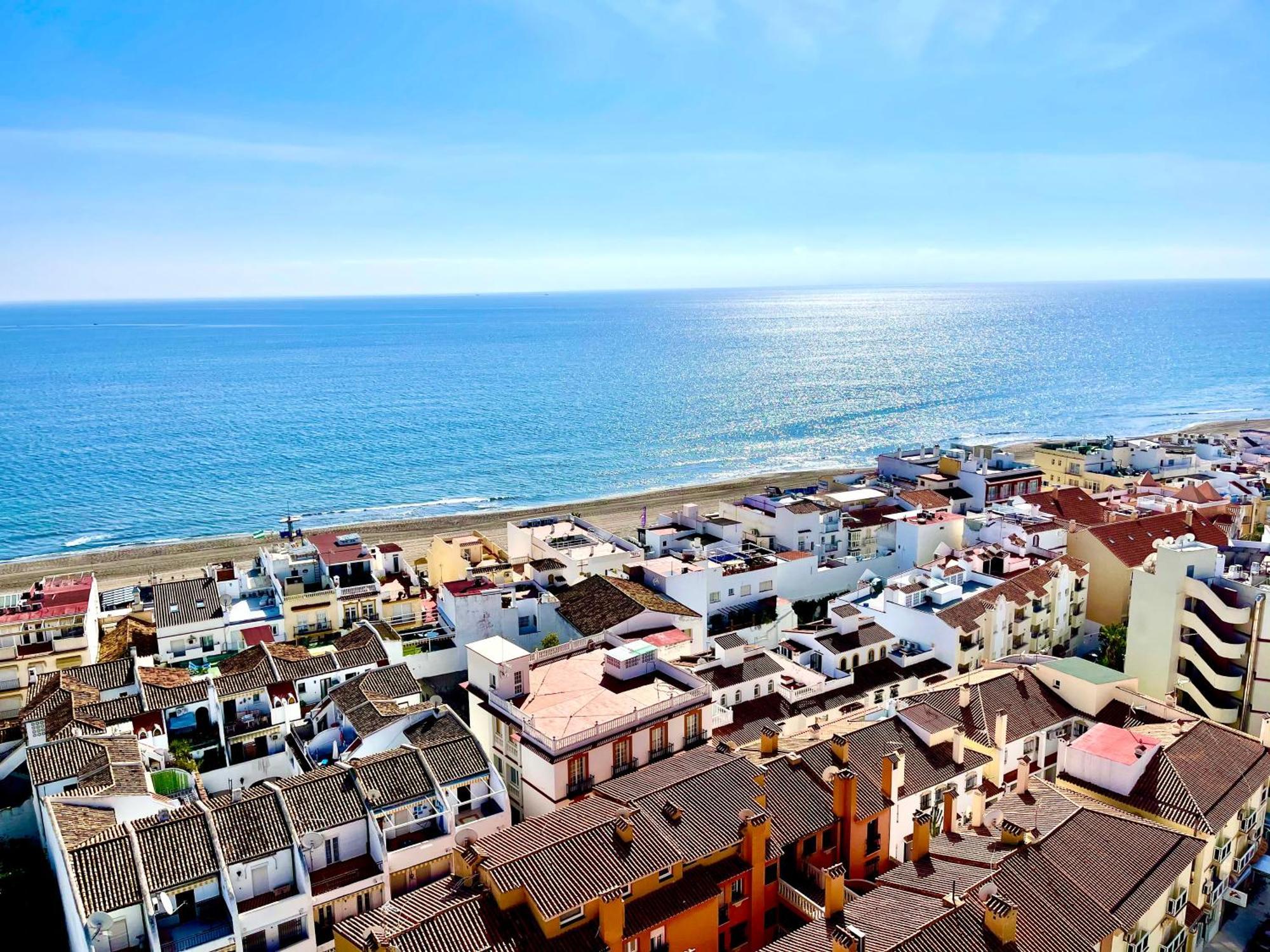 Gorgeous At The Sea In La Carihuela! Apartment