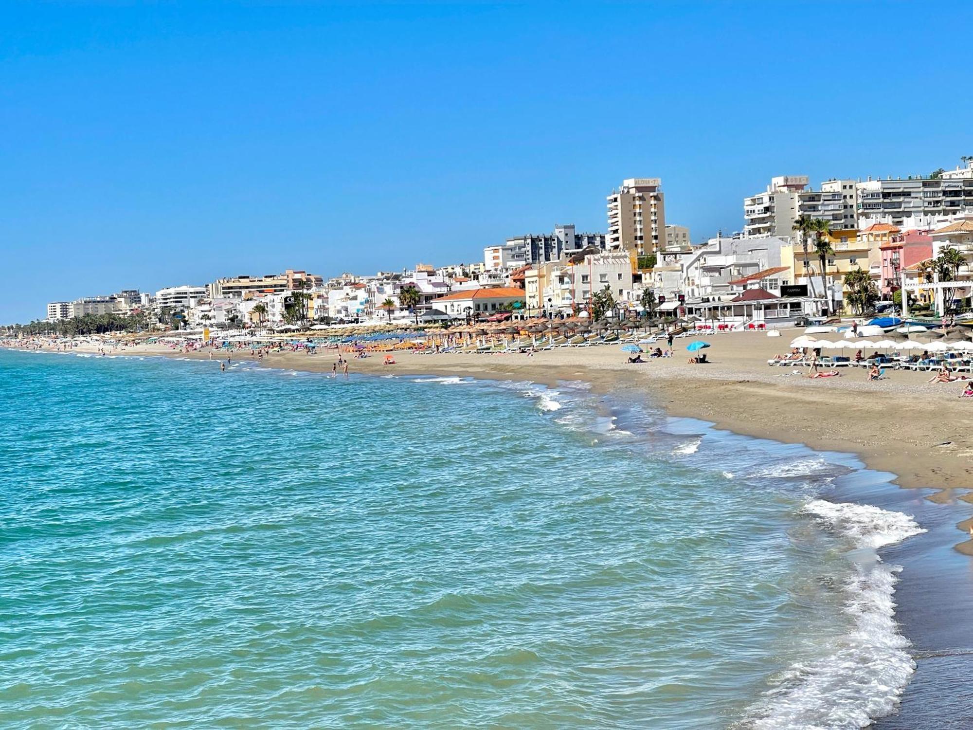Apartment Gorgeous At The Sea In La Carihuela!